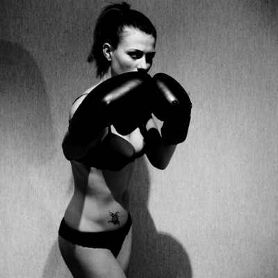 Boxing Girl, par Xavier E. G. Dierick